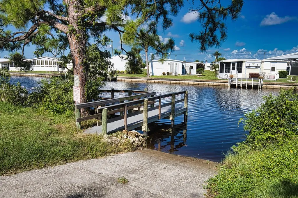 236 La Rosas North Port FL 34287