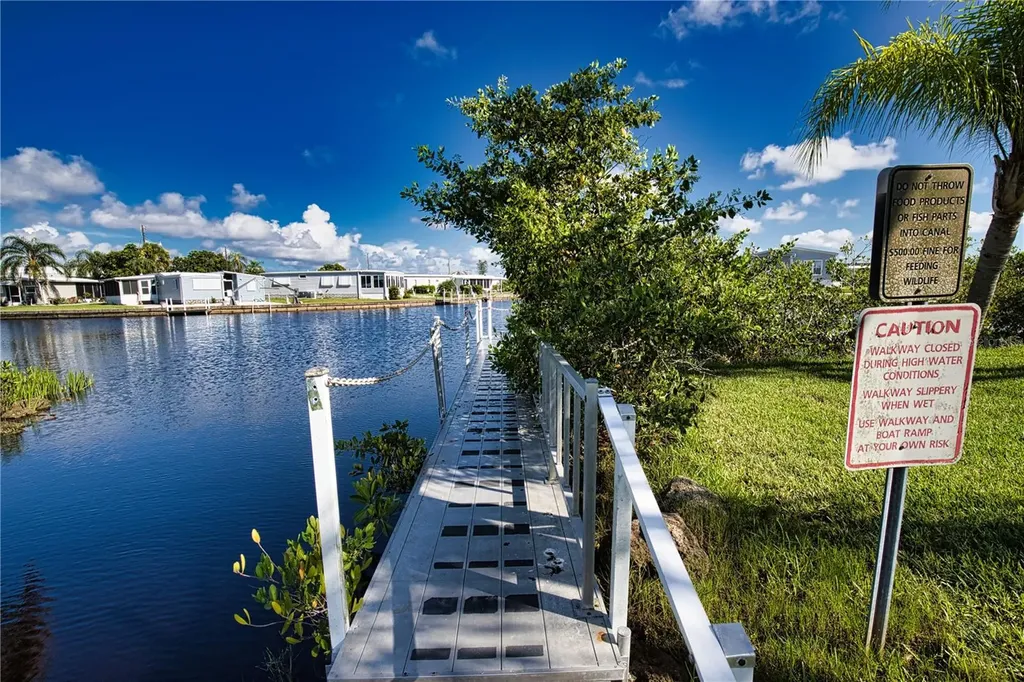 236 La Rosas North Port FL 34287