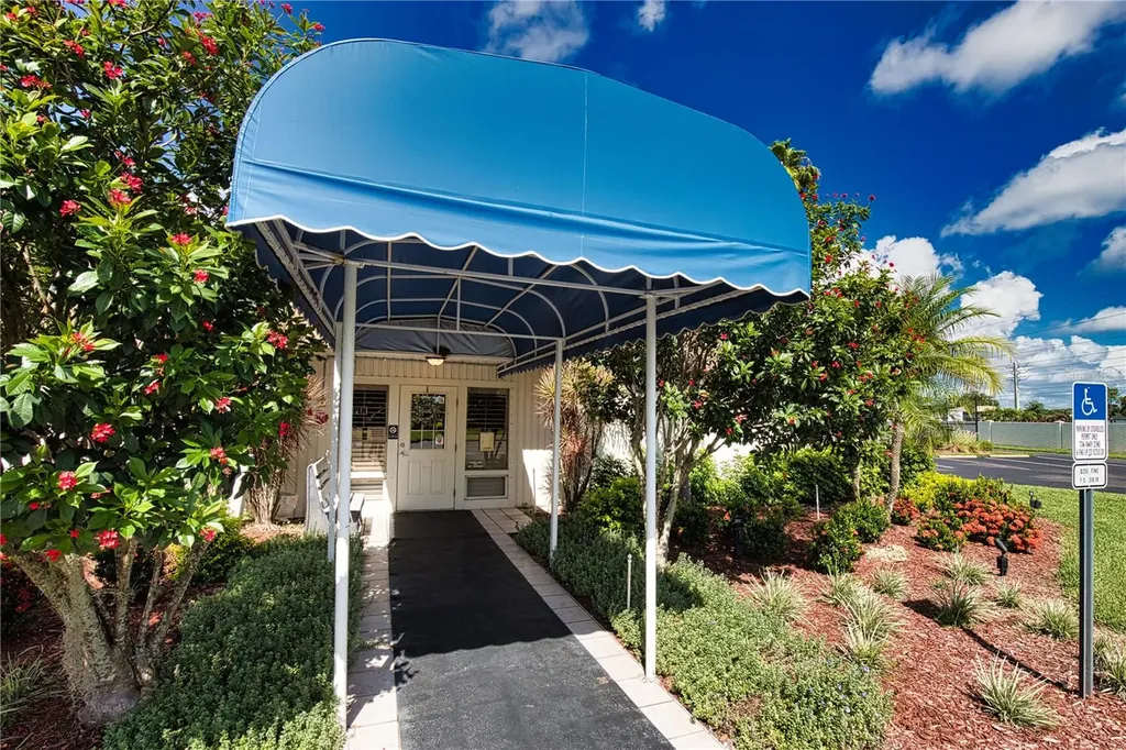 236 La Rosas North Port FL 34287
