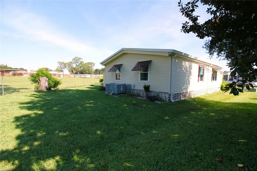 145 Jana Circle Auburndale FL 33823