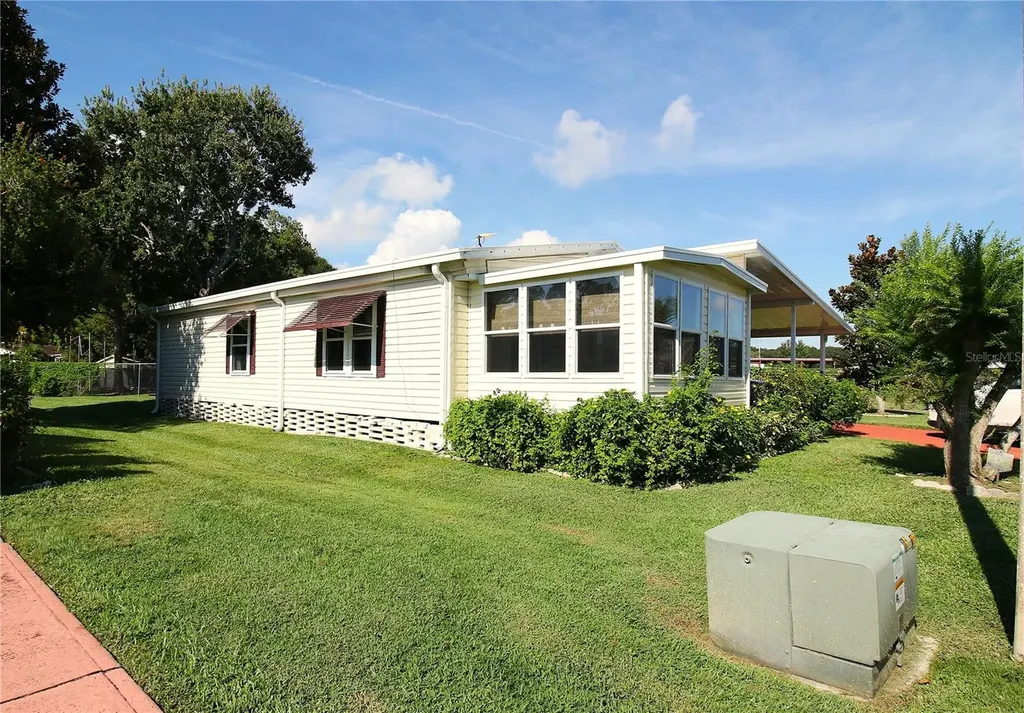 145 Jana Circle Auburndale FL 33823