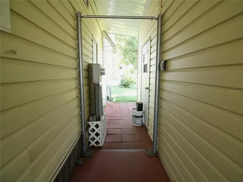 145 Jana Circle Auburndale FL 33823