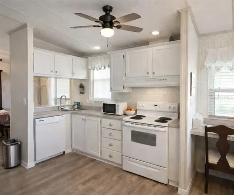 145 Jana Circle Auburndale FL 33823