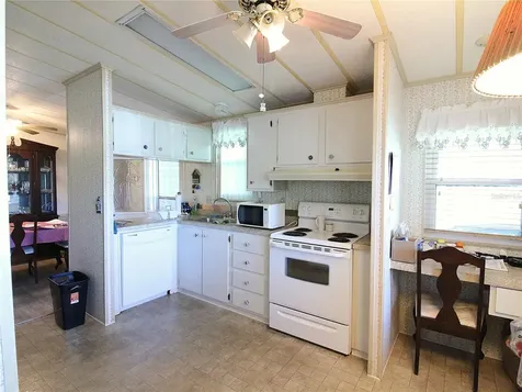 145 Jana Circle Auburndale FL 33823