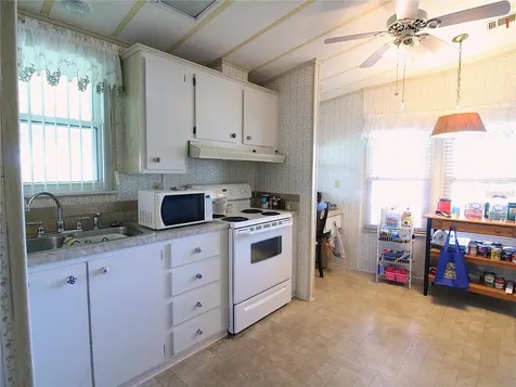 145 Jana Circle Auburndale FL 33823