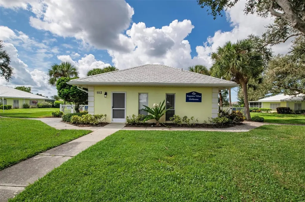 451 Wexford Circle Venice FL 34293