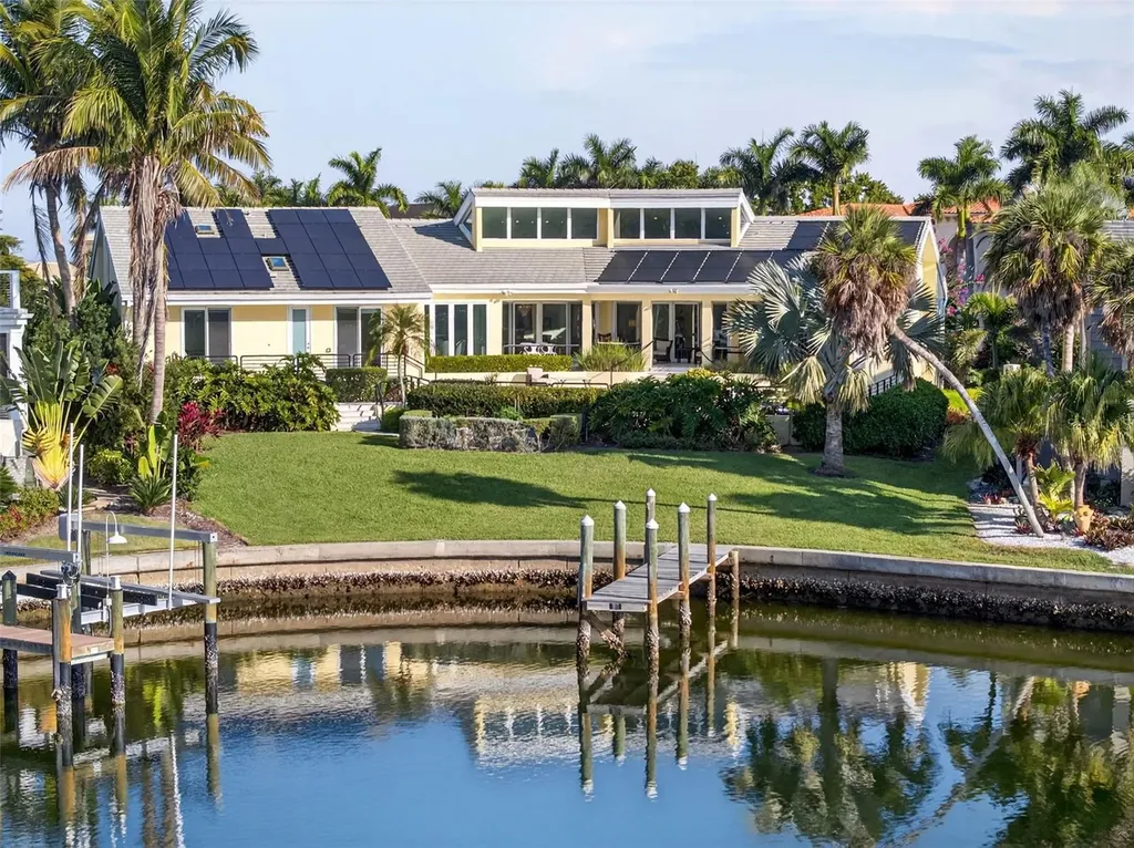 1571 Harbor Cay Lane Longboat Key FL 34228