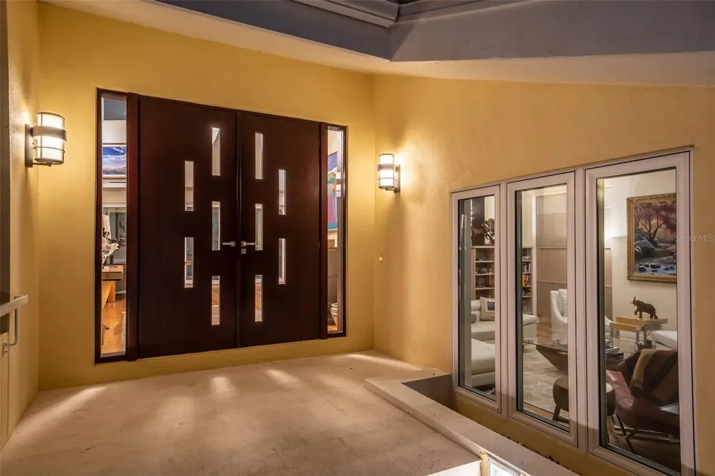 1571 Harbor Cay Lane Longboat Key FL 34228