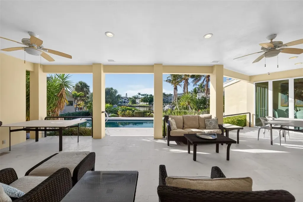 1571 Harbor Cay Lane Longboat Key FL 34228