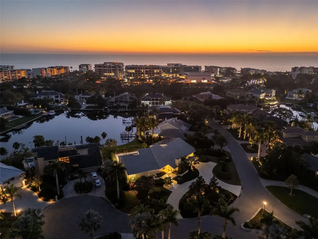 1571 Harbor Cay Lane Longboat Key FL 34228