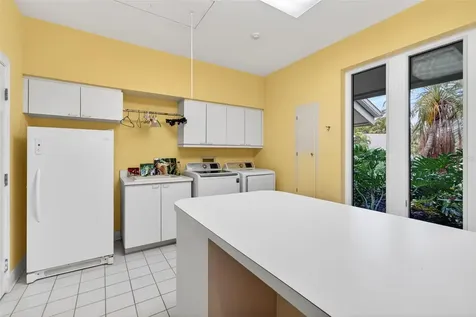 1571 Harbor Cay Lane Longboat Key FL 34228