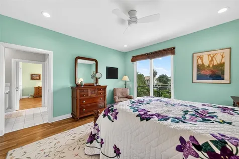 1571 Harbor Cay Lane Longboat Key FL 34228