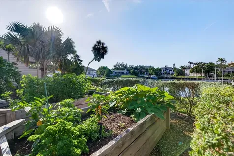 1571 Harbor Cay Lane Longboat Key FL 34228