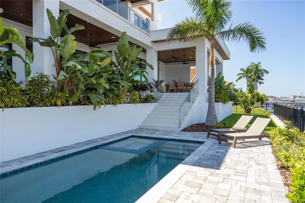5237 61st Avenue S St Petersburg FL 33715