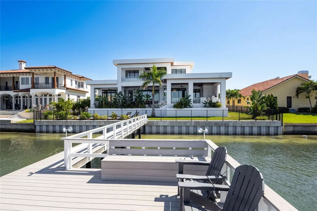 5237 61st Avenue S St Petersburg FL 33715