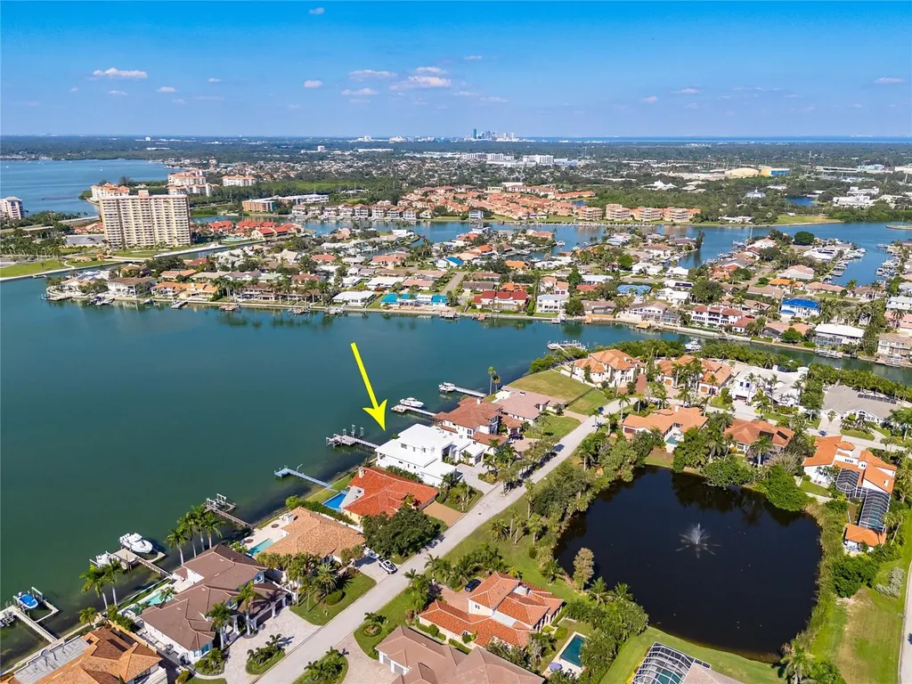5237 61st Avenue S St Petersburg FL 33715