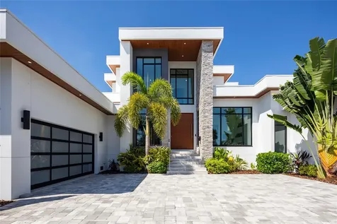 5237 61st Avenue S St Petersburg FL 33715