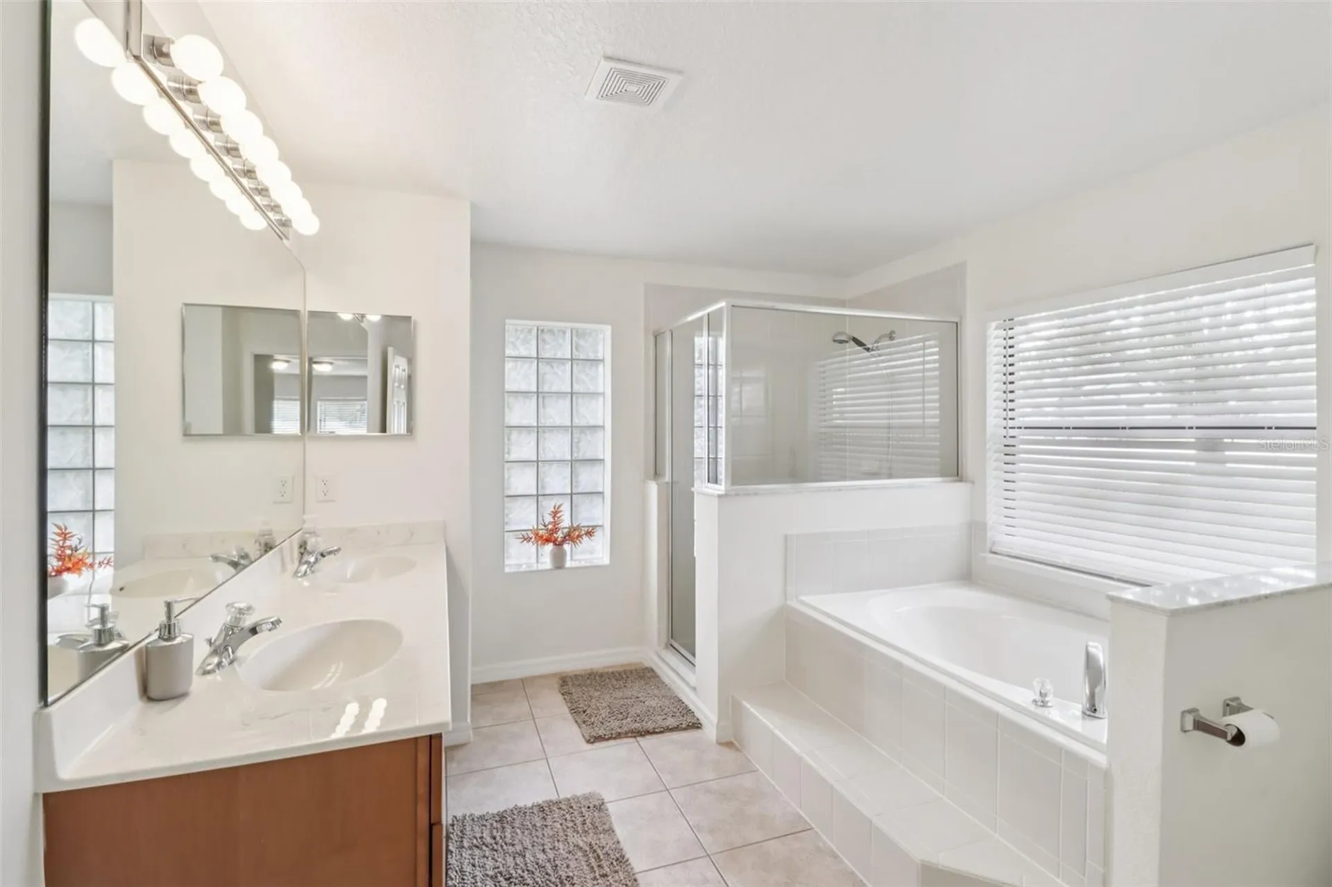 36711 Alaqua Court Eustis FL 32736