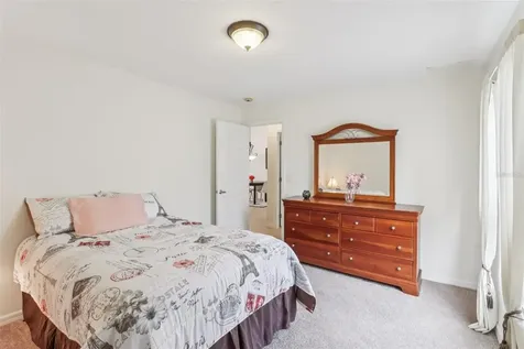 36711 Alaqua Court Eustis FL 32736
