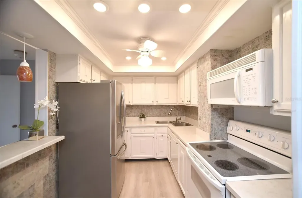 4900 Brittany Drive S St Petersburg FL 33715