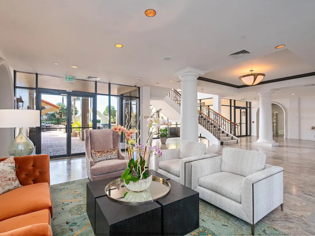 1281 Gulf Of Mexico Drive Longboat Key FL 34228