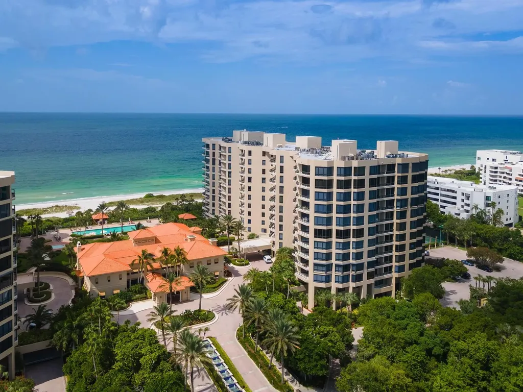 1281 Gulf Of Mexico Drive Longboat Key FL 34228