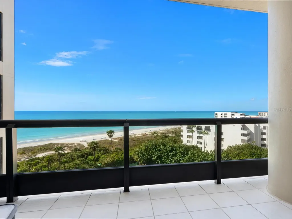 1281 Gulf Of Mexico Drive Longboat Key FL 34228