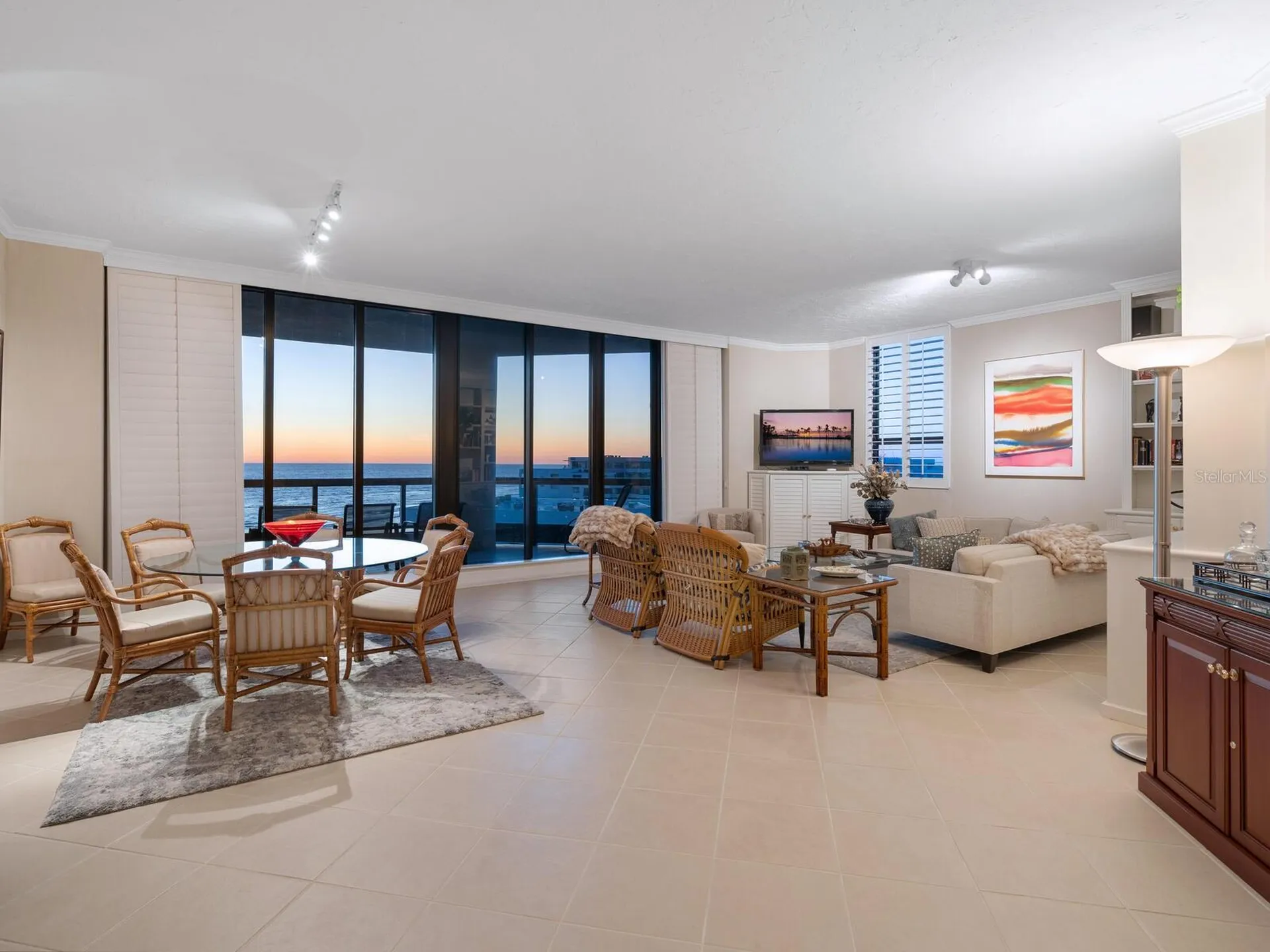 1281 Gulf Of Mexico Drive Longboat Key FL 34228