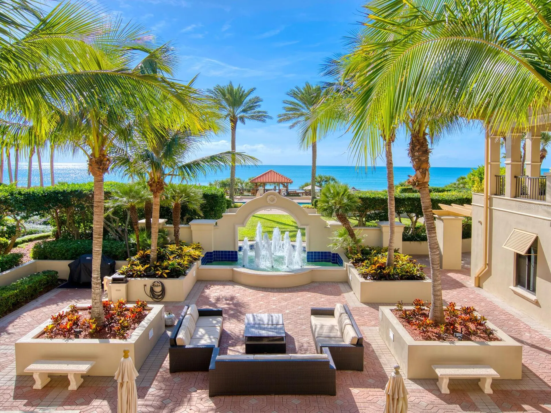 1281 Gulf Of Mexico Drive Longboat Key FL 34228