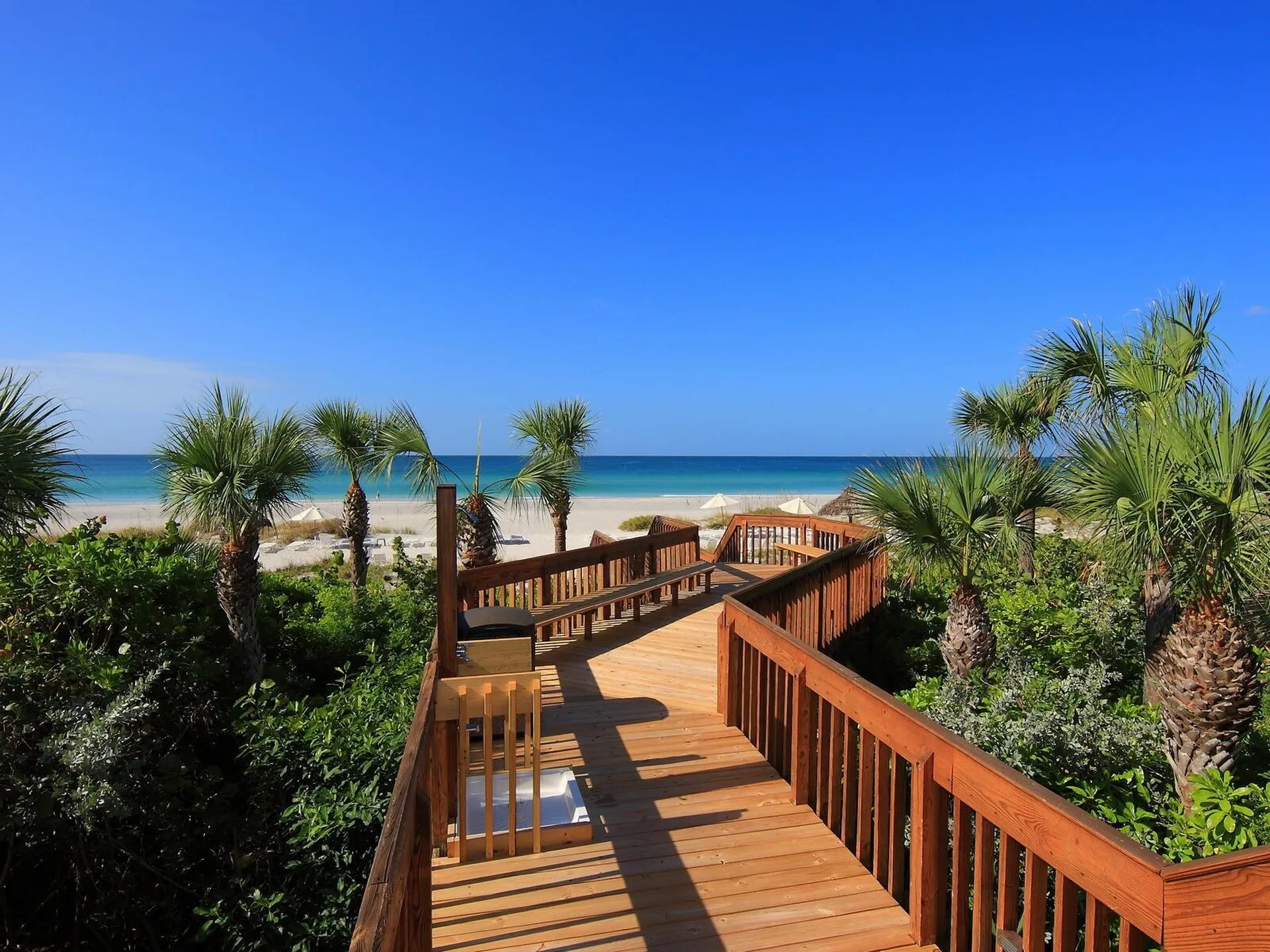 1281 Gulf Of Mexico Drive Longboat Key FL 34228