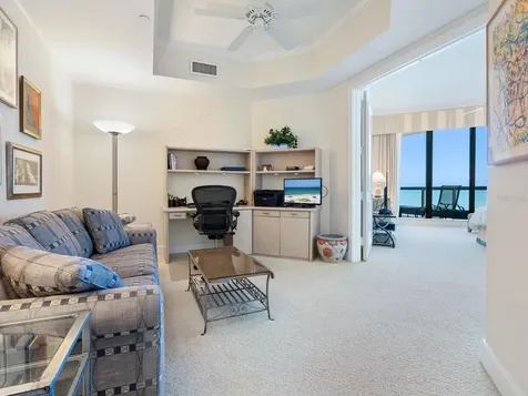 1281 Gulf Of Mexico Drive Longboat Key FL 34228