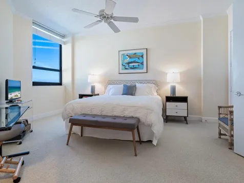 1281 Gulf Of Mexico Drive Longboat Key FL 34228