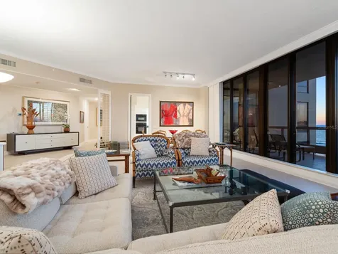 1281 Gulf Of Mexico Drive Longboat Key FL 34228