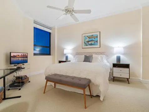 1281 Gulf Of Mexico Drive Longboat Key FL 34228
