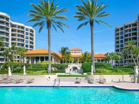1281 Gulf Of Mexico Drive Longboat Key FL 34228