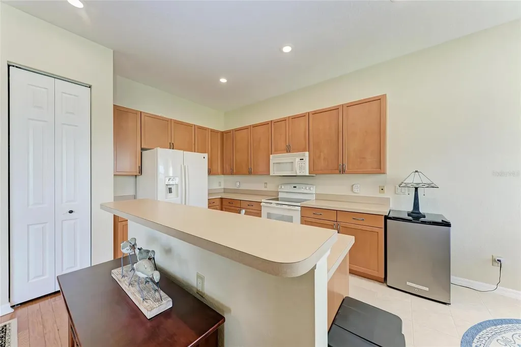 6306 42nd Street E Sarasota FL 34243
