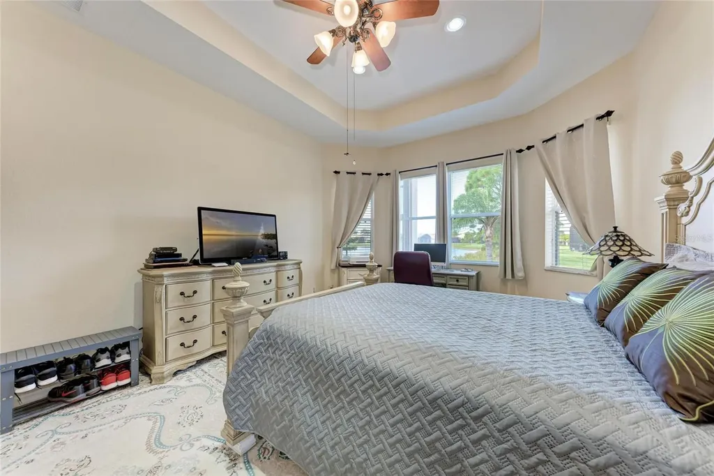 6306 42nd Street E Sarasota FL 34243