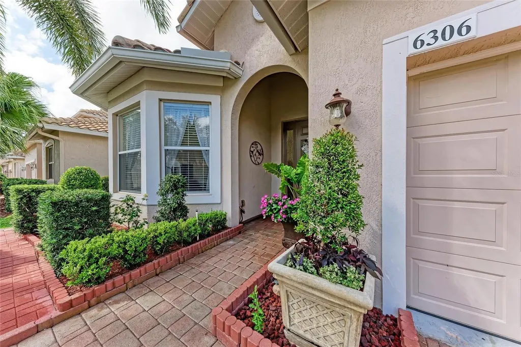 6306 42nd Street E Sarasota FL 34243