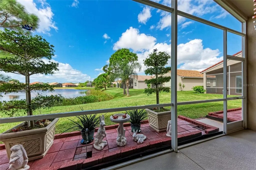 6306 42nd Street E Sarasota FL 34243