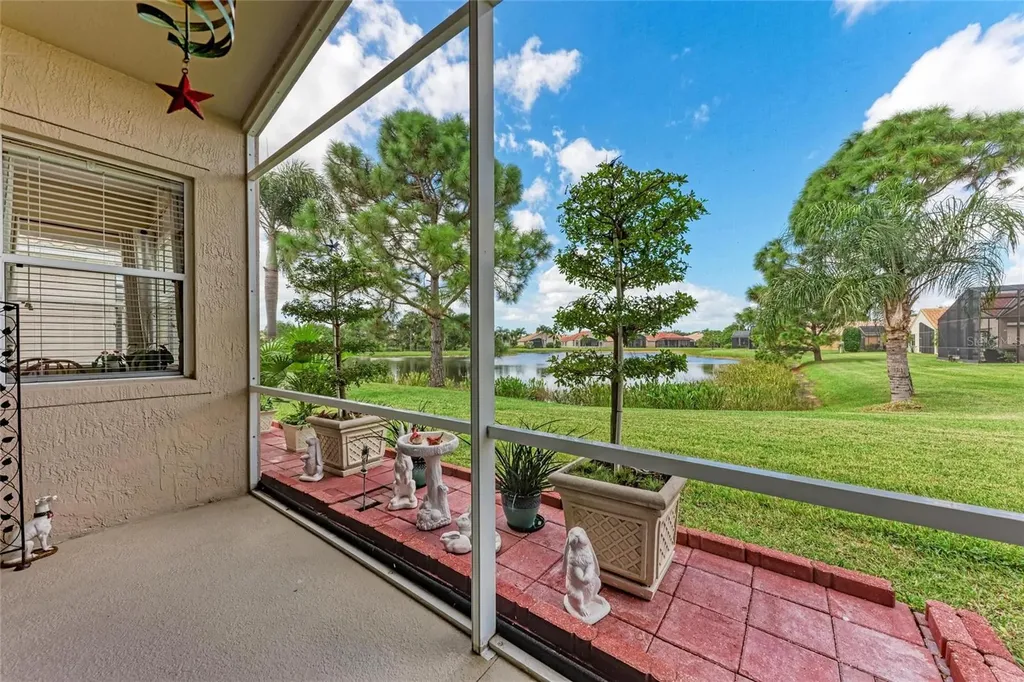 6306 42nd Street E Sarasota FL 34243