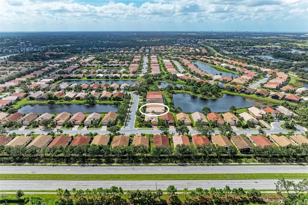6306 42nd Street E Sarasota FL 34243