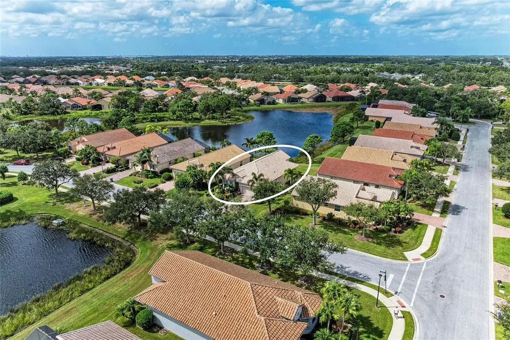 6306 42nd Street E Sarasota FL 34243