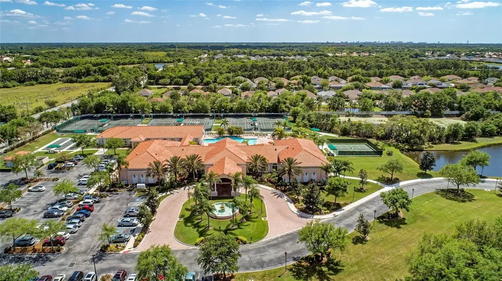 6306 42nd Street E Sarasota FL 34243