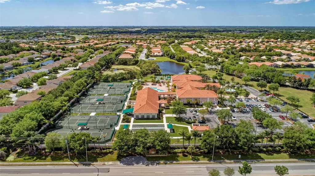6306 42nd Street E Sarasota FL 34243