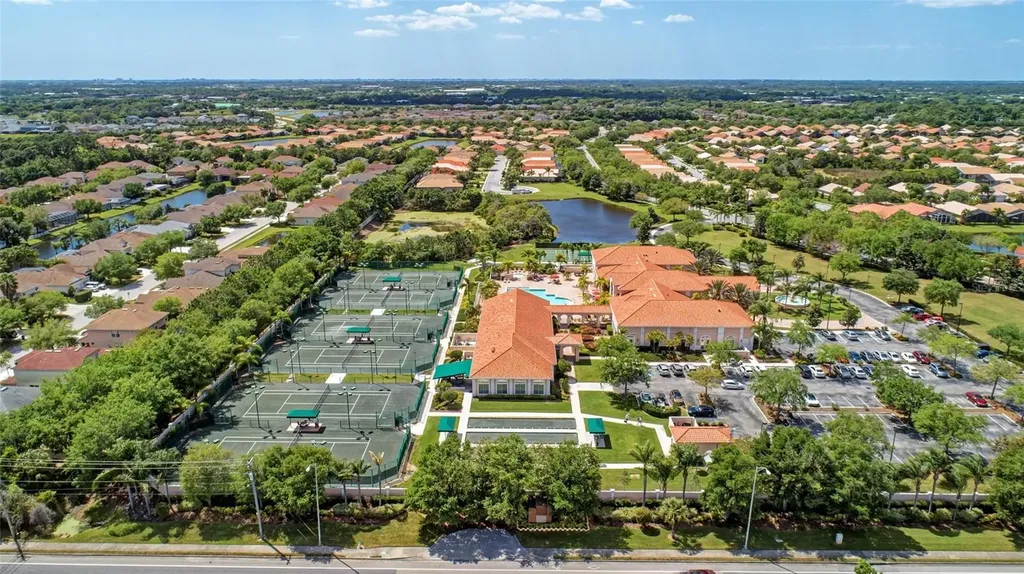 6306 42nd Street E Sarasota FL 34243