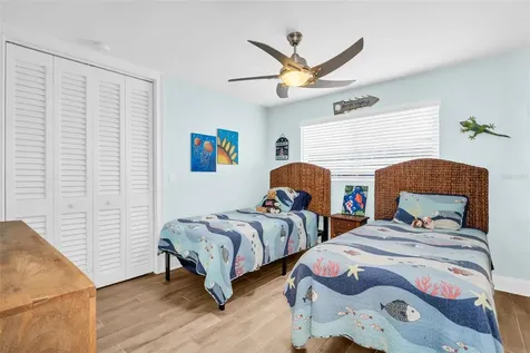 1100 Friendly Way S St Petersburg FL 33705