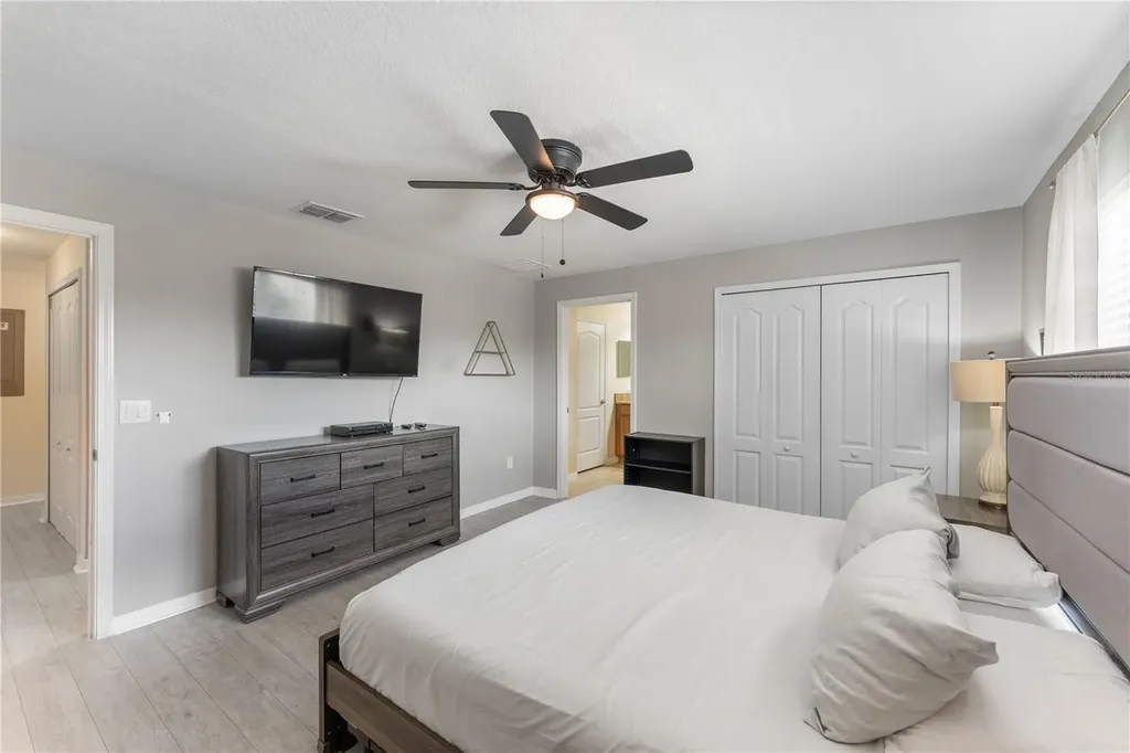 8955 Bismarck Palm Road Kissimmee FL 34747