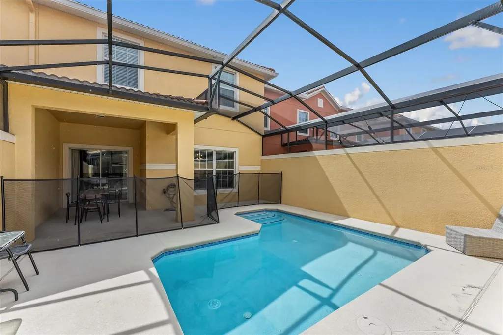 8955 Bismarck Palm Road Kissimmee FL 34747