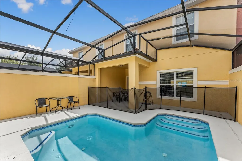 8955 Bismarck Palm Road Kissimmee FL 34747