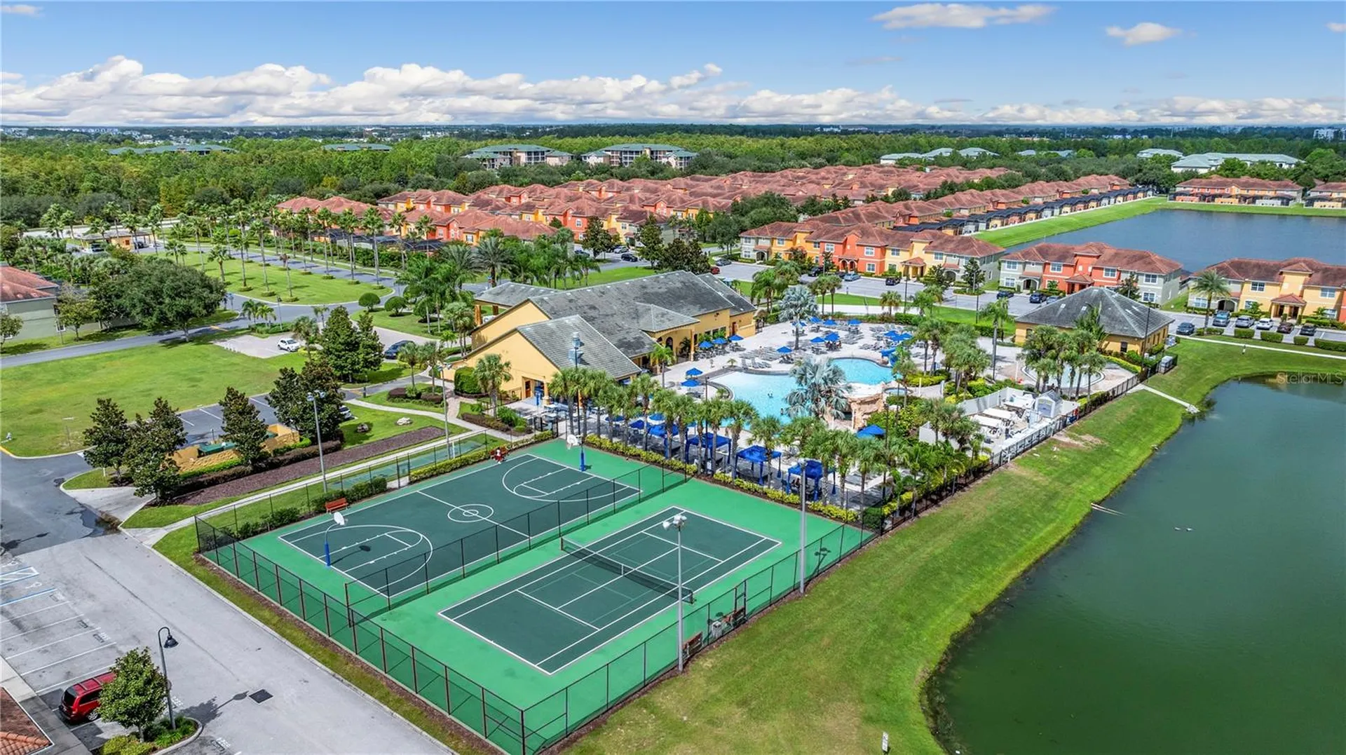8955 Bismarck Palm Road Kissimmee FL 34747